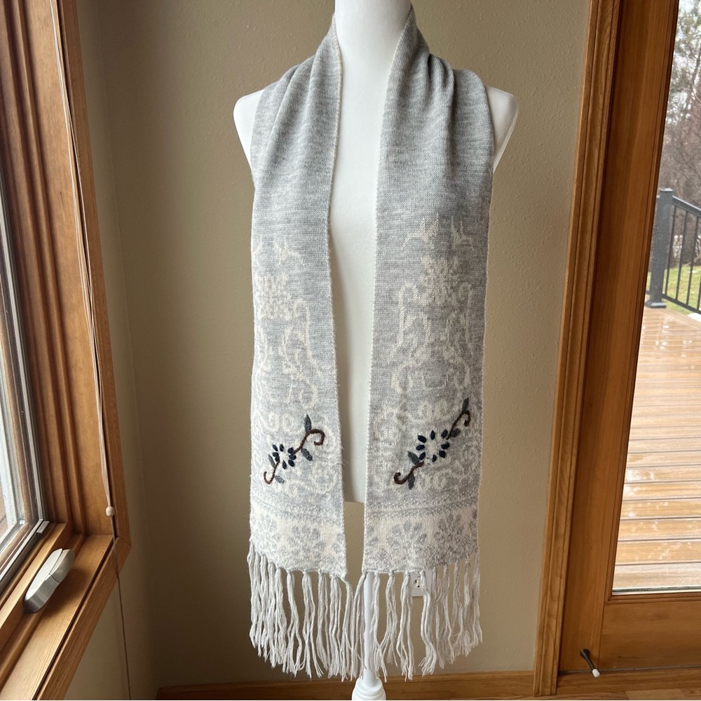Andean Tradition Alpaca Blend Scarf Gray Embroidered Floral Made in Peru Classy